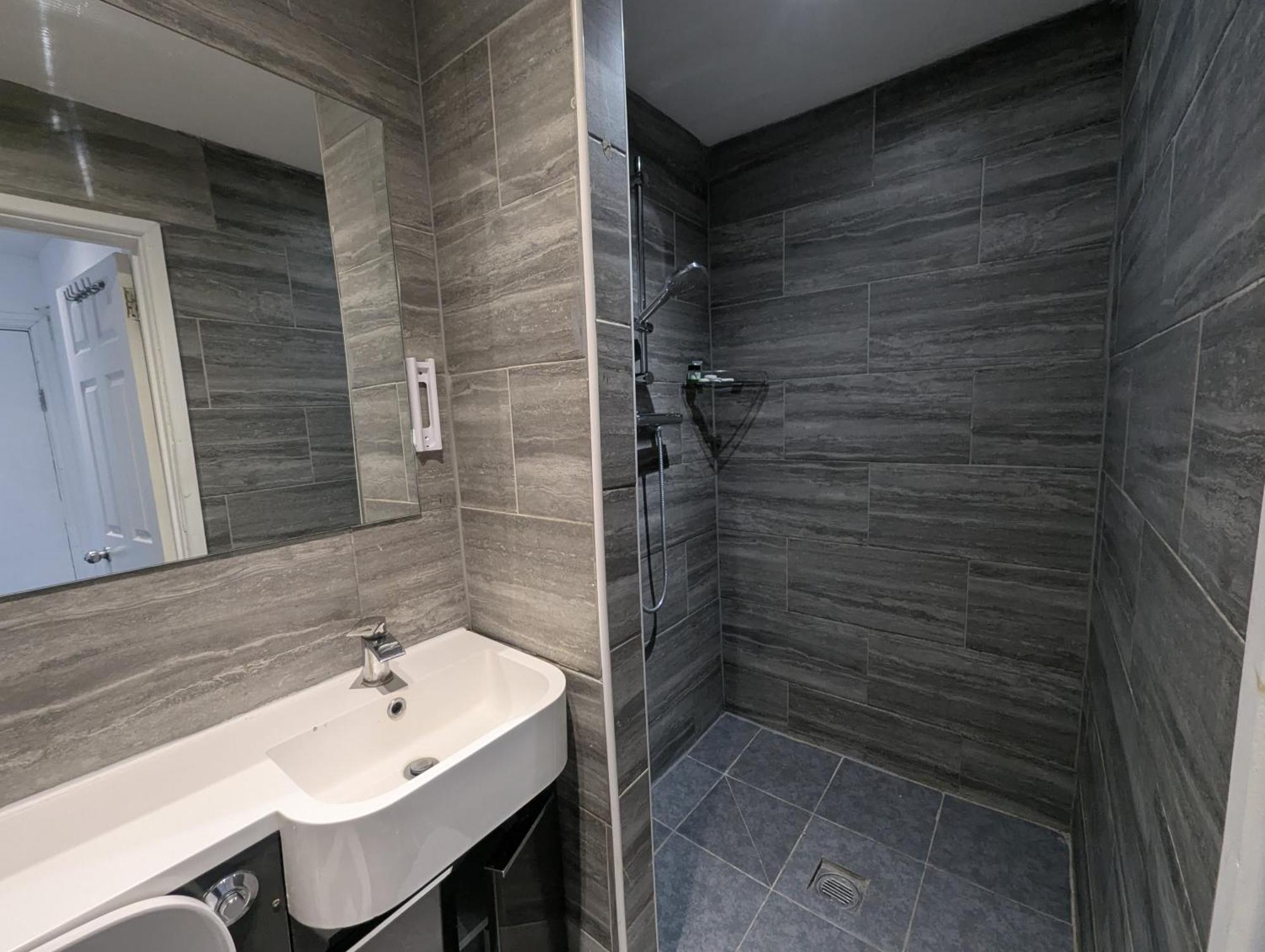Oyo Firs Lodge London Heathrow Hounslow Eksteriør bilde