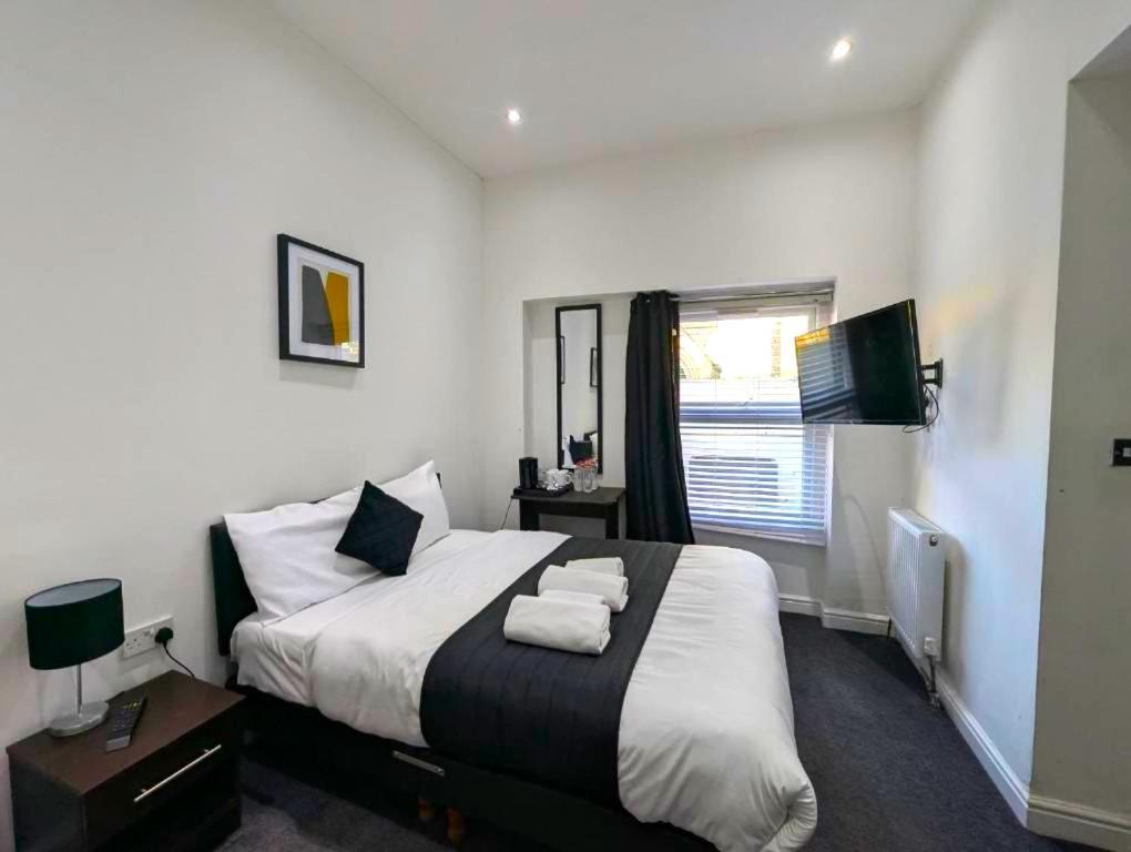 Oyo Firs Lodge London Heathrow Hounslow Eksteriør bilde